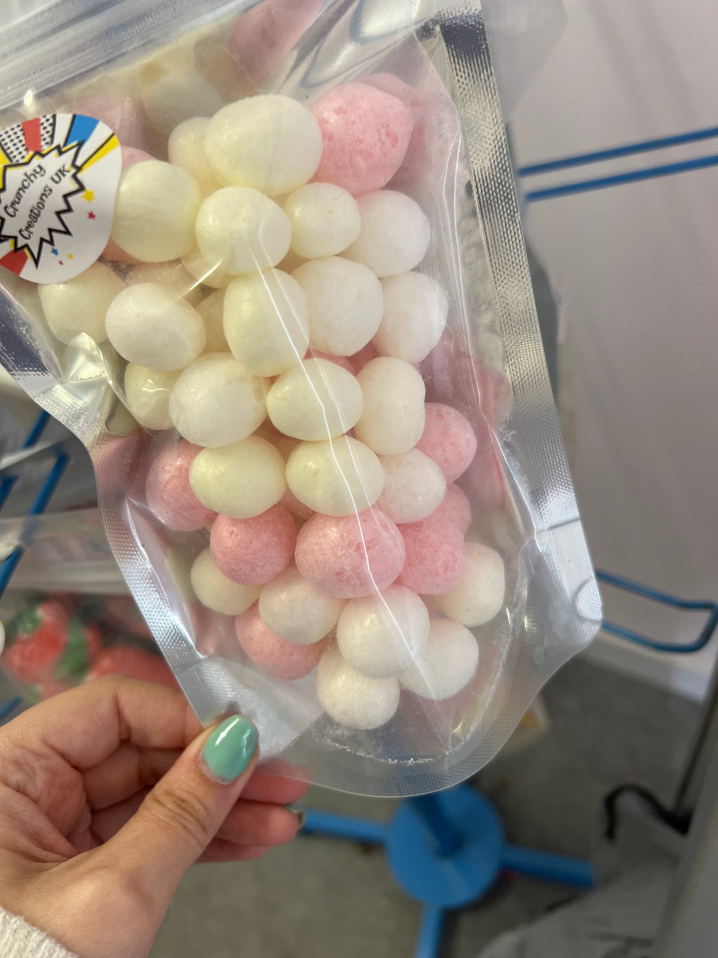 Crunchy creations freeze dried sweets