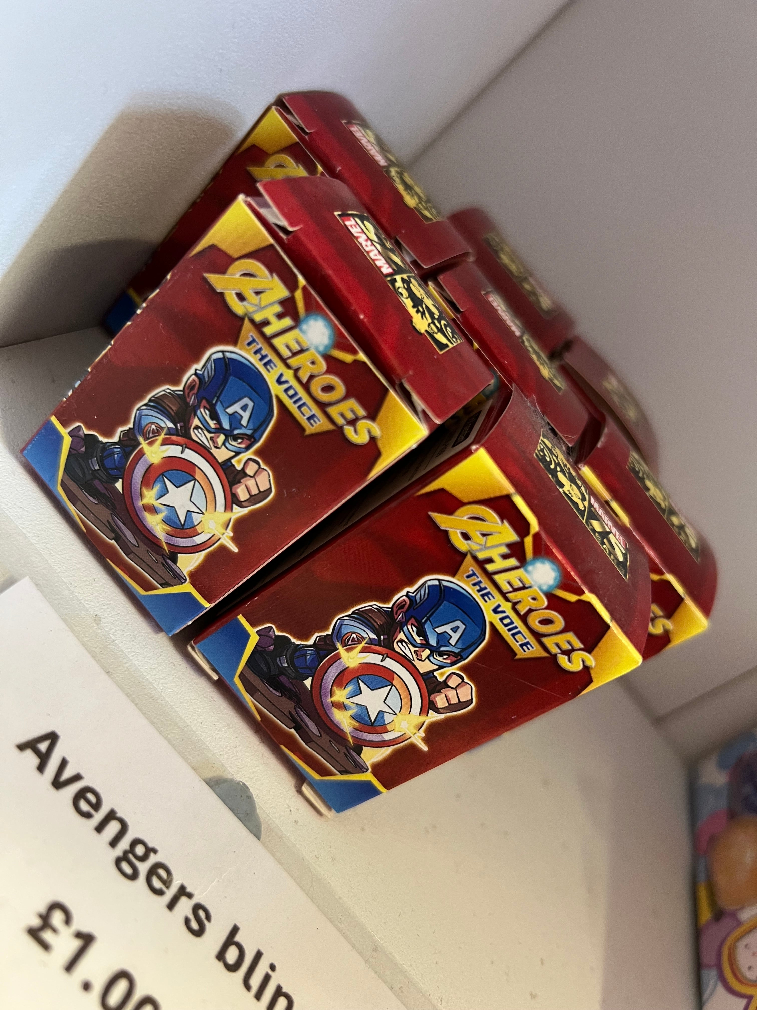 Marvel blind box keyrings